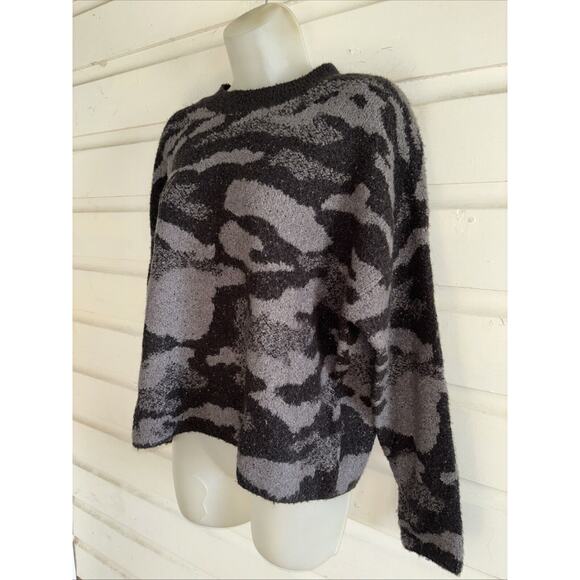 Rag Poets Long Sleeve Pullover Sweater Size M - Picture 3 of 8